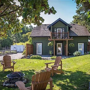 Guest On Benvenuto Gasthof Brentwood Bay
