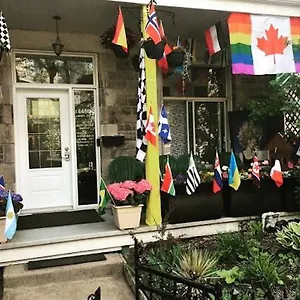 Hostel Pvt, Montreal